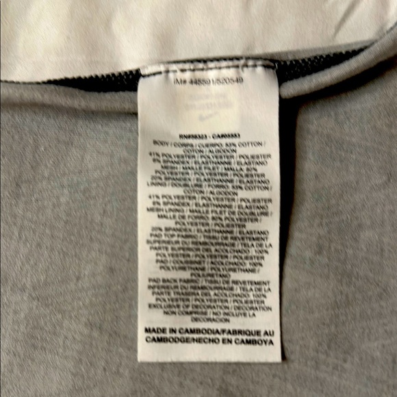 Nike Dri-Fit Women’s Athletic Tank Top Sports Bra - Picture 9 of 9